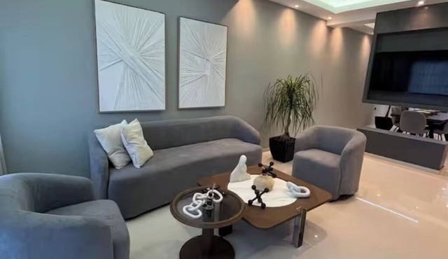 Marcial Luxury Apartments - Apt 2A