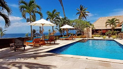 Melaya Beach Resort Queen Bed