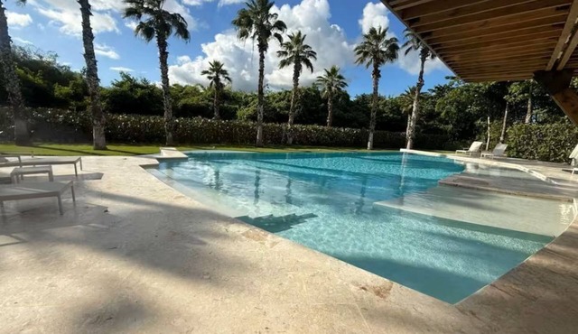 Modern Retreat | Terrace Bright Luxury Stay
