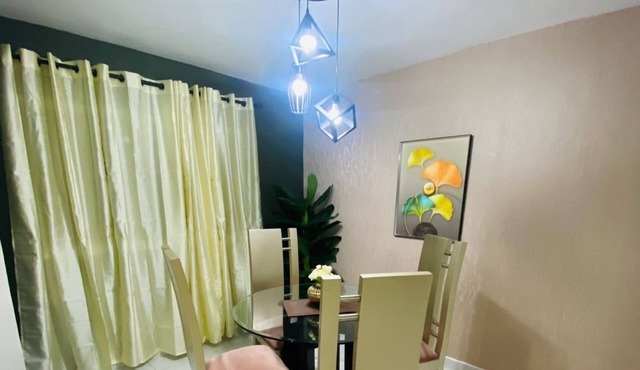 Moderno, Cómodo y Céntrico Apartamento en Santo Domingo Norte