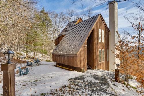 Near Okemo & Killington: Home w/Sauna & Fireplace
