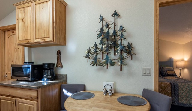 New Rental! Rare Find! Close to Wolf Creek Ski and Hot Springs