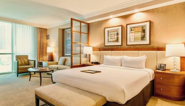 No Resort Fee | Strip Views, Pools & Parking