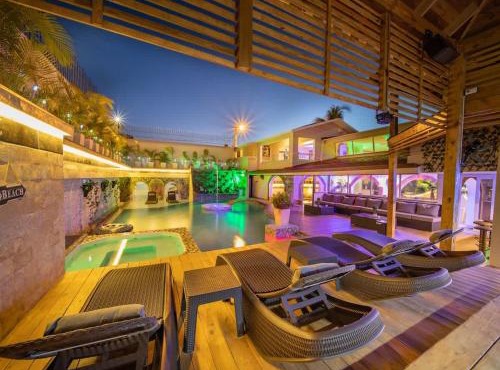 North Coast Luxury Villa in Sosua - 6BR Suites