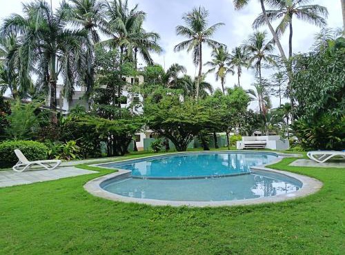 Punta Poppy beach Apt 3 minutes walk Oasis Hotel