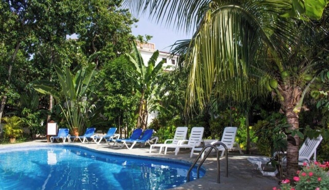 Residencial Estephany- Comfortable Apartment with Pool