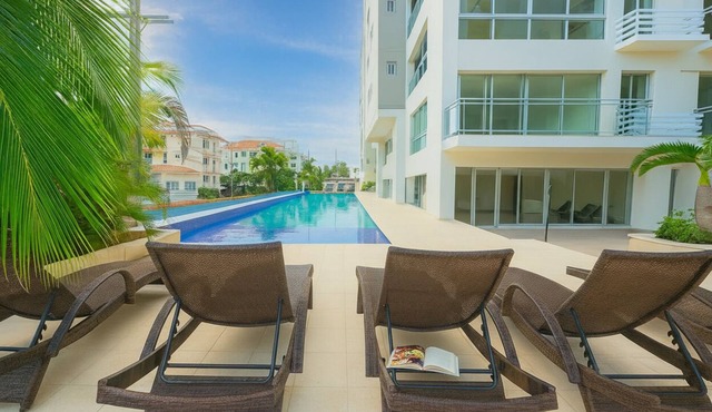 Sea View + WiFi + WiFi + Parking + AC | 2 Min Walk to Beach/Vista Mar
