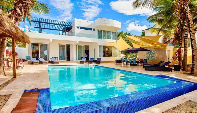 Sosua 4BR Luxury Oceanfront Paradiso +Bonus