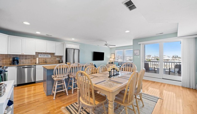 Spacious 3 bedroom 3 bath condo located in the heart of downtown Avalon.