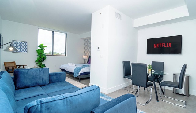 Stylish Miami 1BR Oasis Near Calle Ocho & Brickell