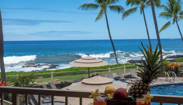 Sunset in Paradise Oceanfront 1BR/1BA Condo at Kona Reef Fast WiFi & Dual AC
