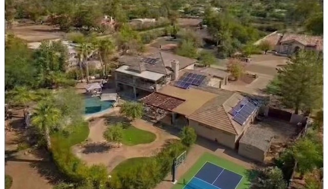 SWSS Luxury 7BR Estate | Pool & Hot Tub | Putting Green | Games | Sport Ct coming Sept 1