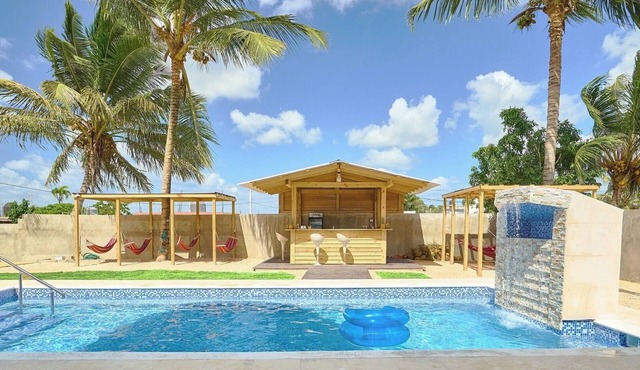 The Patio Hotel #7 15 minutes from Macao Beach