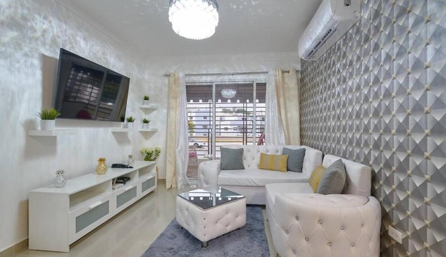 Theblingspot Santo Domingo 2Brfamilywifi