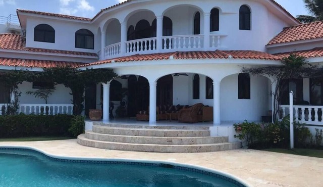Villa Ocean View Larimar