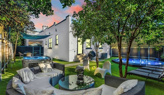 Villa Tranquillo | Calle Ocho | Pool & Hot Tub