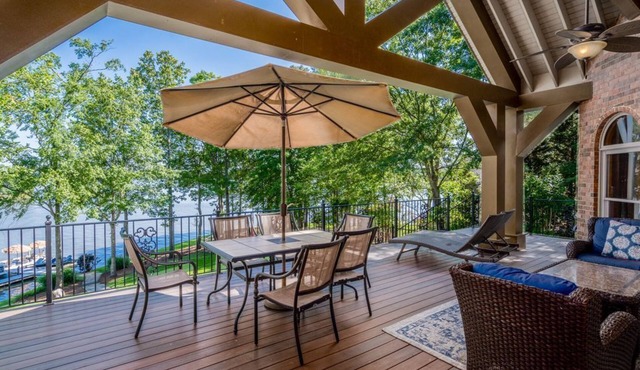 WOW! 20% Off Until 2027, Huge View, Pointe Lot, Dock, Pontoon, 7 Bedroom; WOW