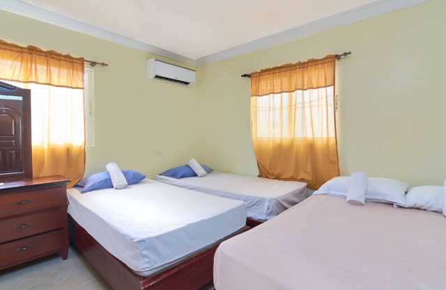 2 Bedroom 2 Bathroom Apartment in Corales del Sur - Parque del Este - Airport