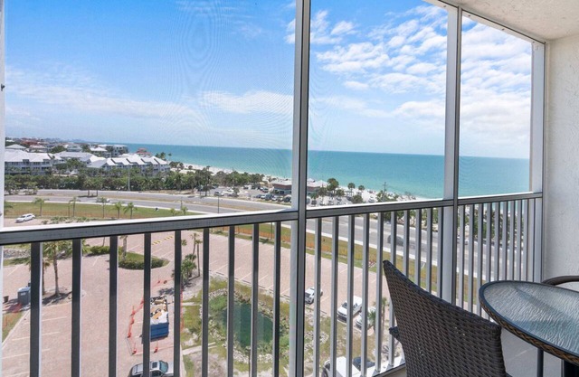 9th Floor Gulf View - Steps From The Beach 1908