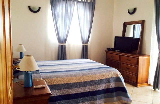 Homerez - Nice appartement 600 m away from the beach for 3 ppl. with shared pool