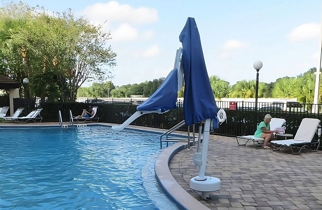 Orlando Vacation! 3 Convenient Units, Pool, Free Parking, Near SeaWorld Orlando