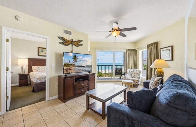 Sunset Vistas 610N: Top Floor Gulf Front Beauty