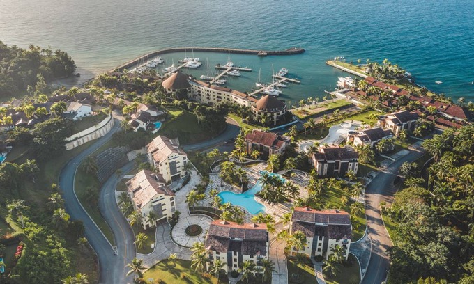 Puerto Bahia Villa | 250 m² Villa ∙ 3 bedrooms ∙ 10 guests