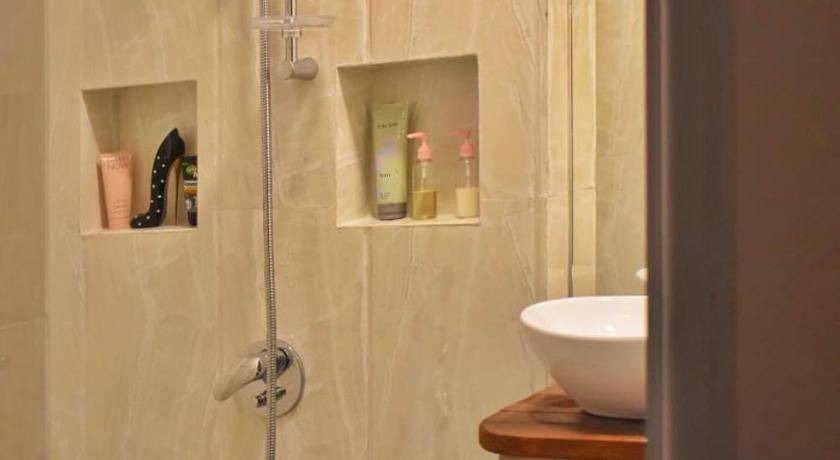 Photo of Bathroom in Dhiffushi