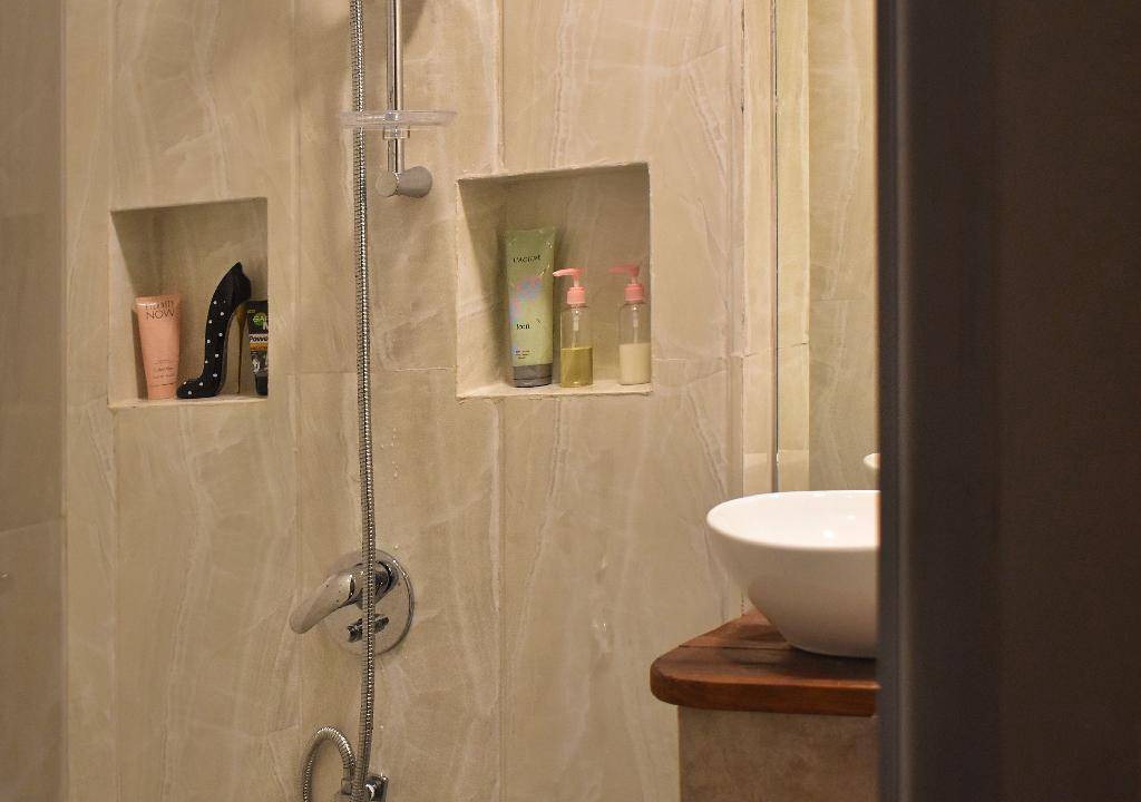 Photo of Bathroom in Dhiffushi