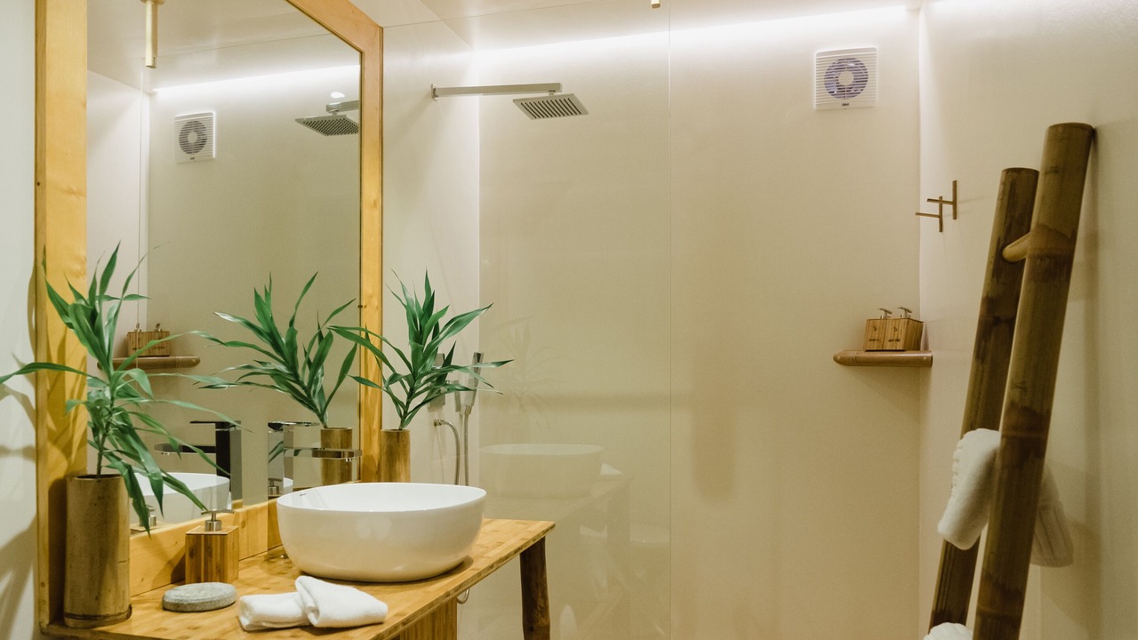 Photo of Bathroom in Thinadhoo