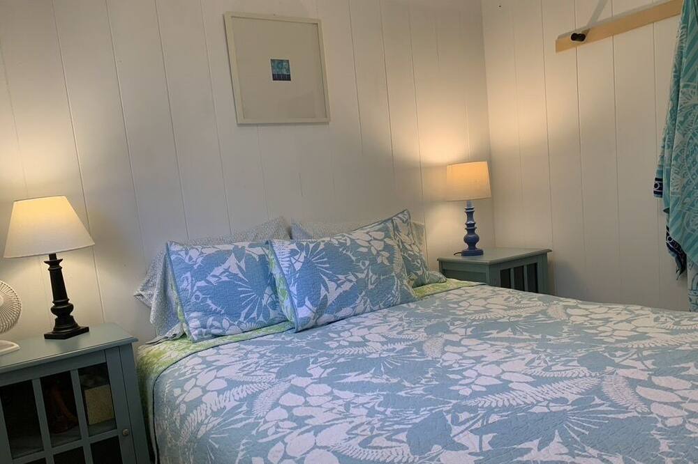 Photo of Bedroom in Waimanalo Beach