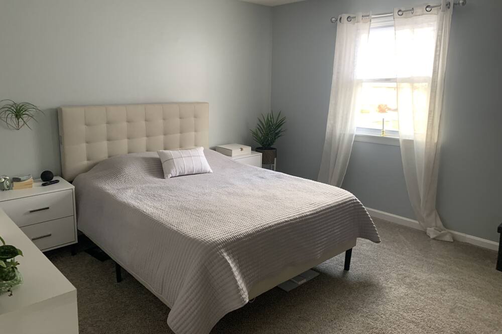 Photo of Bedroom in Wernersville