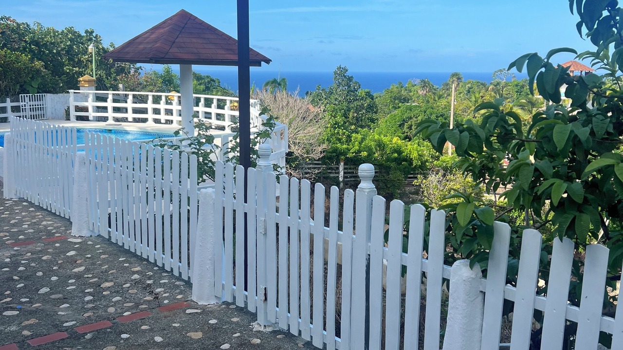 Photo of Outdoor in Cabrera