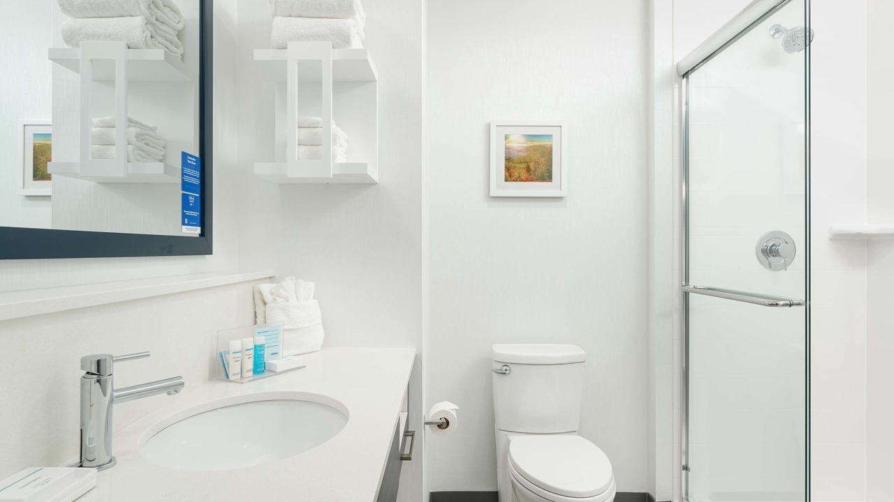 Photo of Bathroom in Ashland City