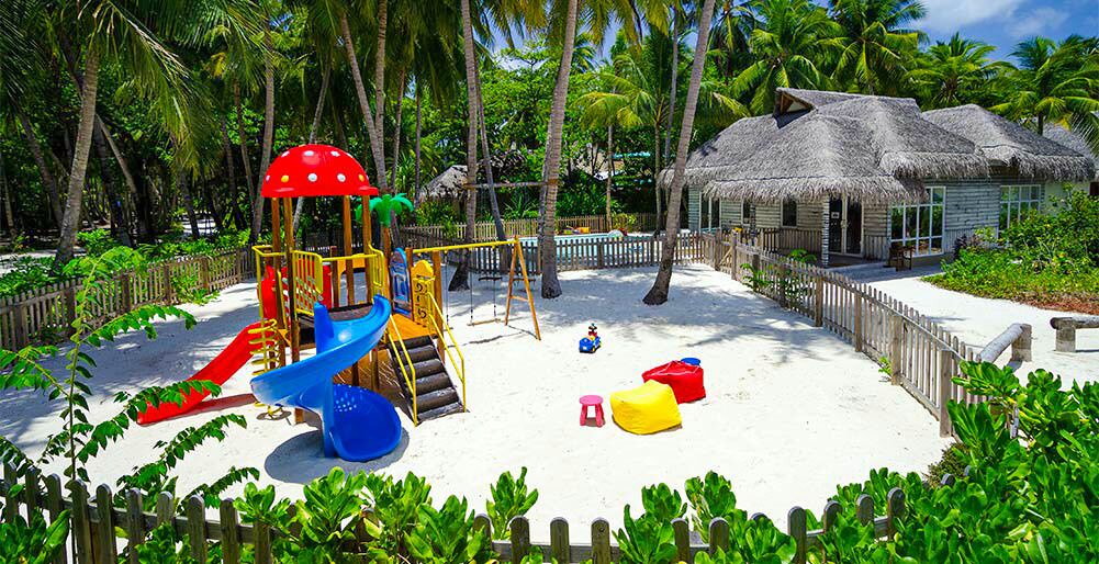 Photo of Others in Finolhas Island