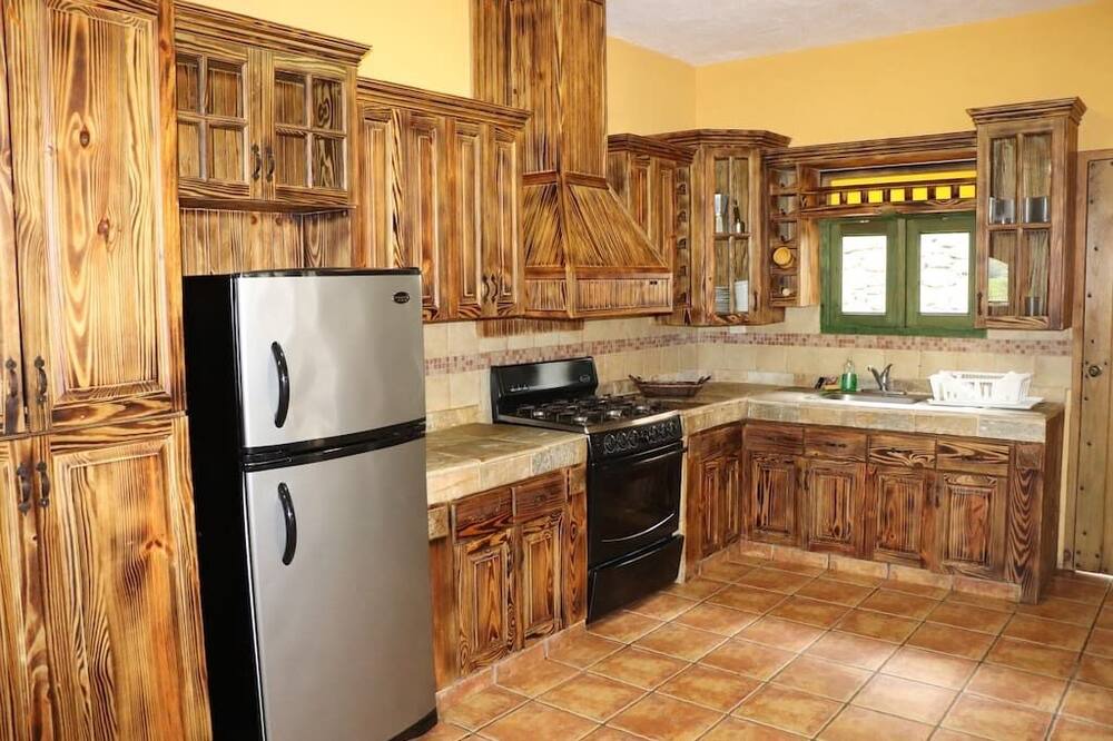 Photo of Kitchen in Las Guazaras