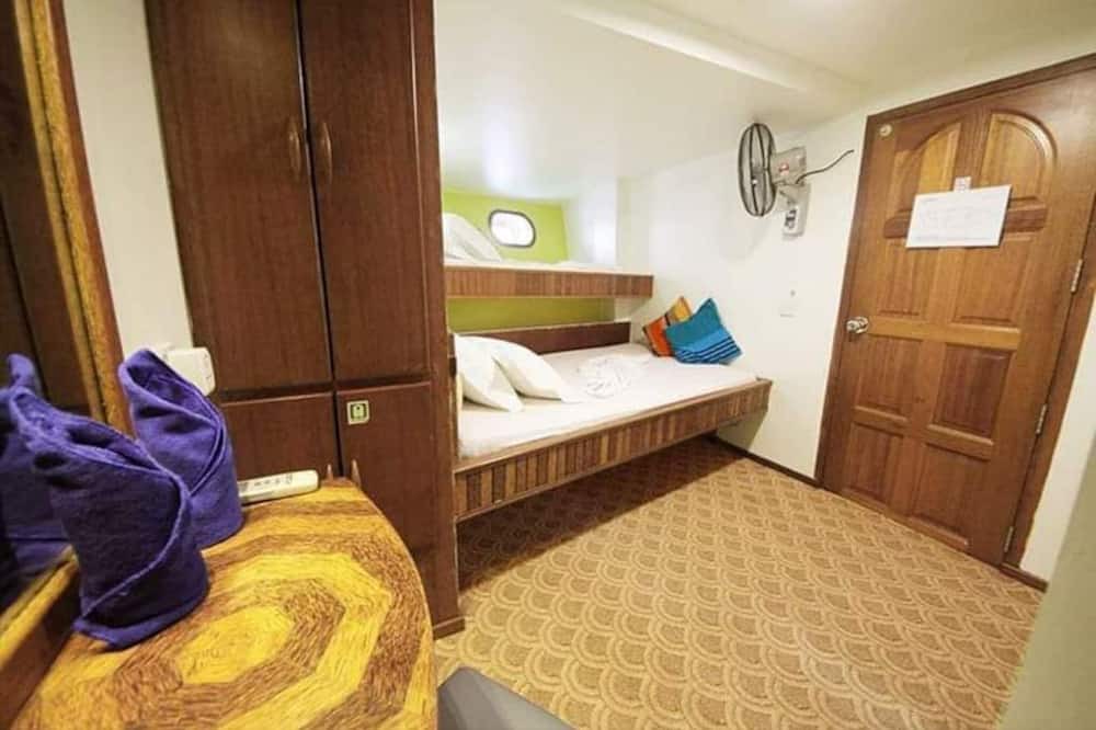 Photo of Bedroom in Vaavu Atoll