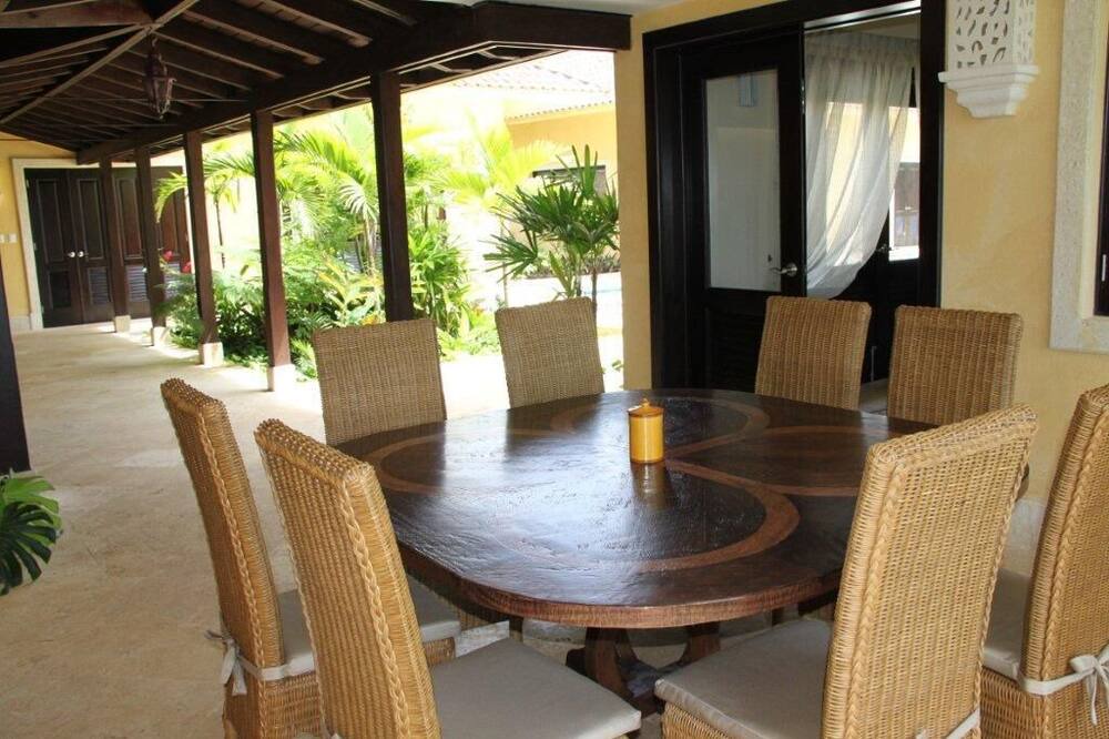 Photo of Kitchen in Yarary - Cap Cana