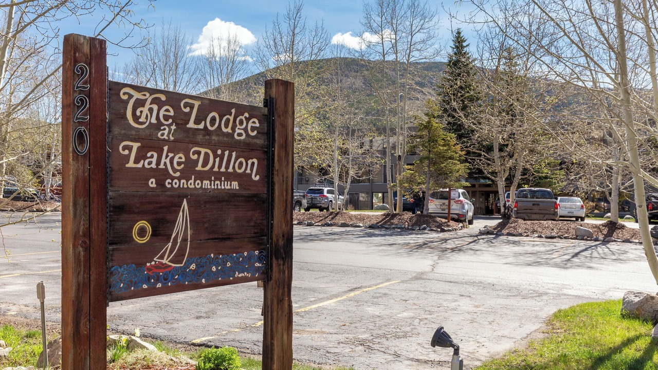 Photo of Others in Dillon