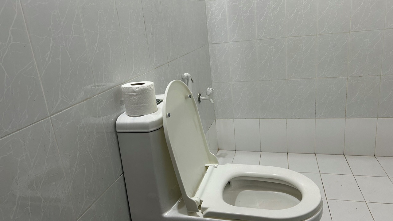 Photo of Bathroom in Mahibadhoo