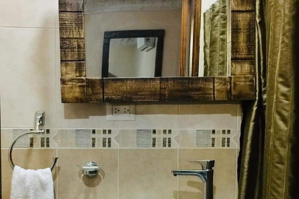 Photo of Bathroom in Bani