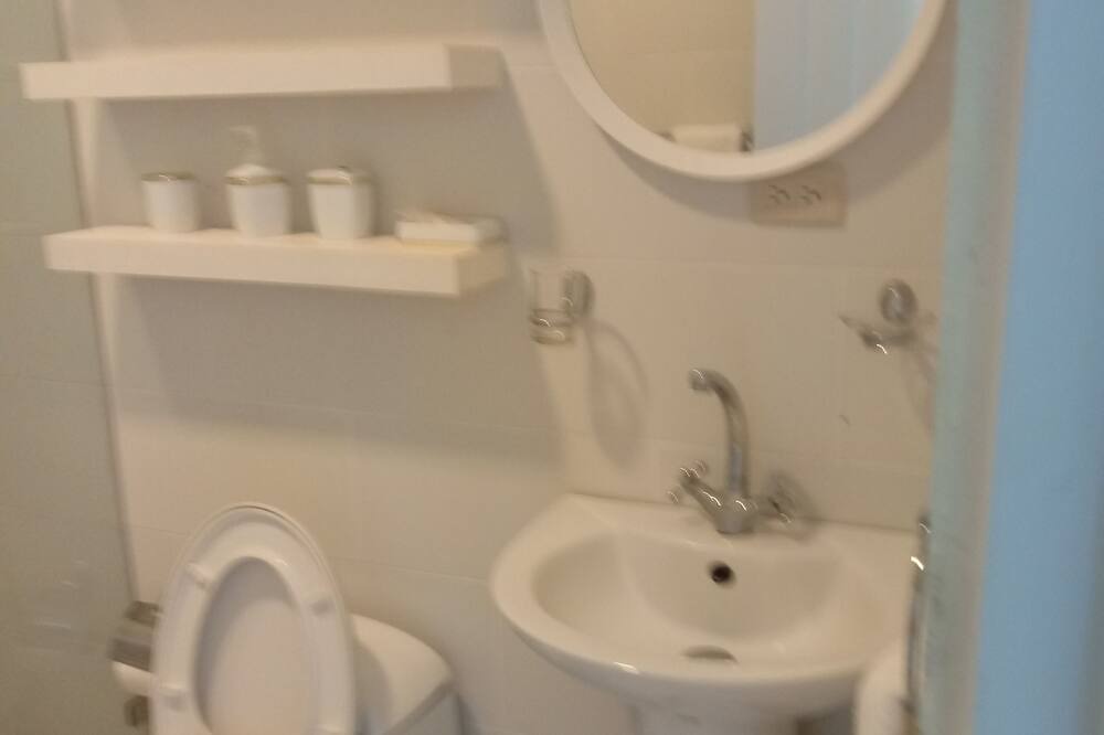 Photo of Bathroom in Los Melones