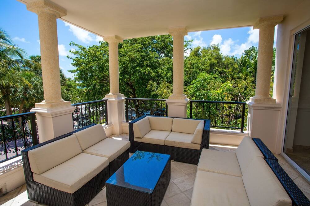 Photo of Patio Balcony in Miami Beach