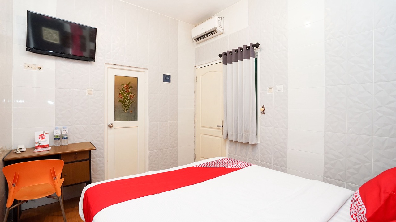 Photo of Bedroom in Mojokerto