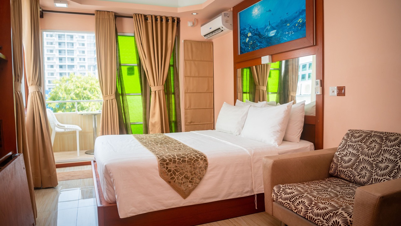 Photo of Bedroom in Male