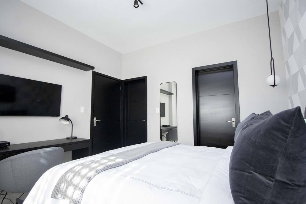 Photo of Bedroom in Yolanda Morales