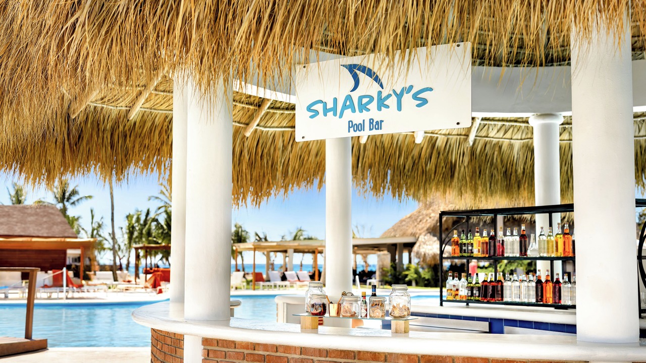 Photo of Others in Dominicus