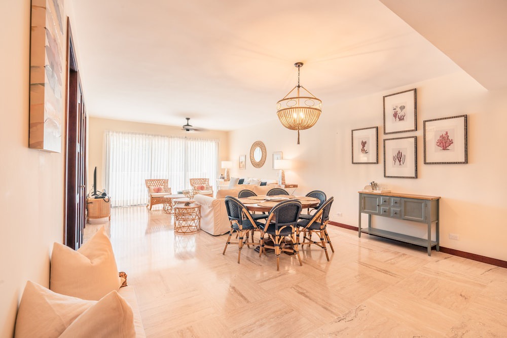 Photo of Livingroom in Puerto Bahia
