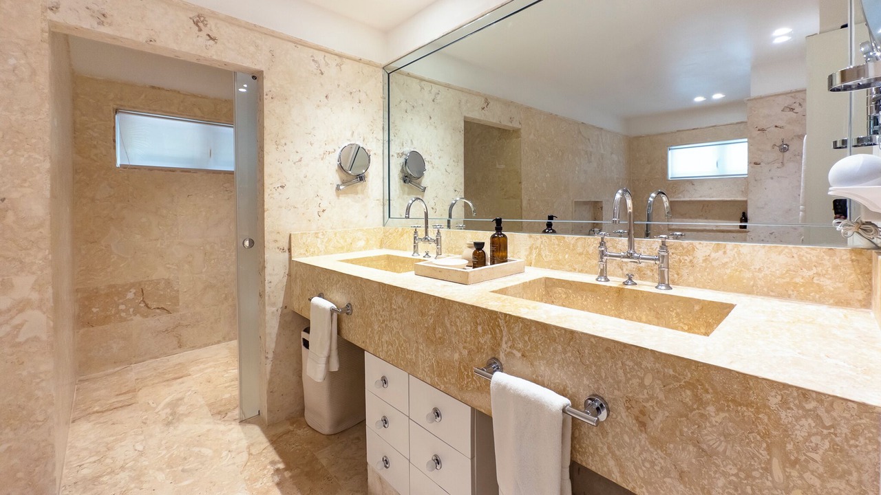 Photo of Bathroom in Los Lagos