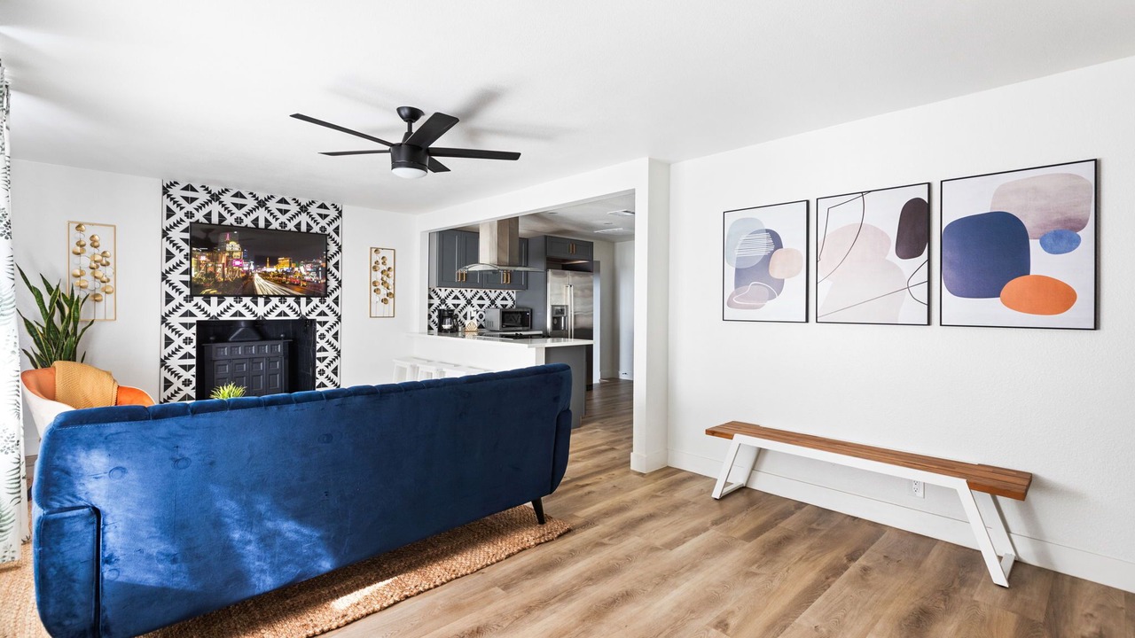 Photo of Livingroom in Rancho Oakey